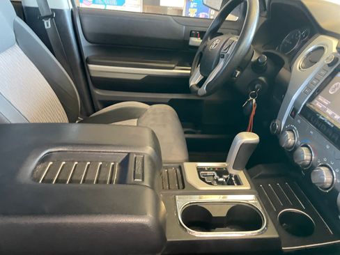 Used 2014 Toyota Tundra SR5 w/ TRD Off Road Package image 12