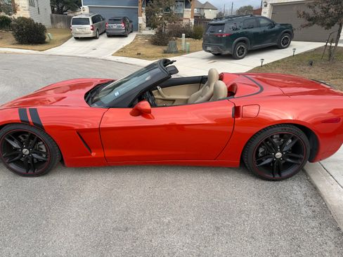 Used 2011 Chevrolet Corvette Convertible 2D w/ Preferred Equipment Group image 15