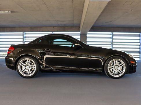 Used 2008 Mercedes-Benz SLK 55 AMG image 10