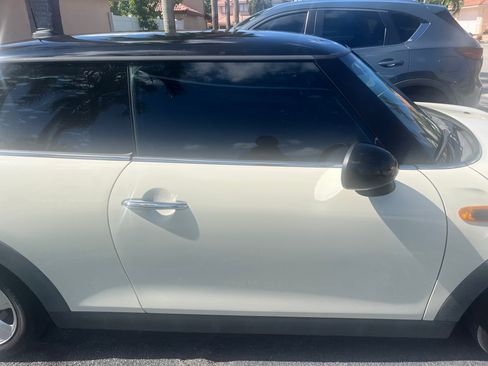 Used 2015 MINI Cooper 2-Door Hardtop image 28