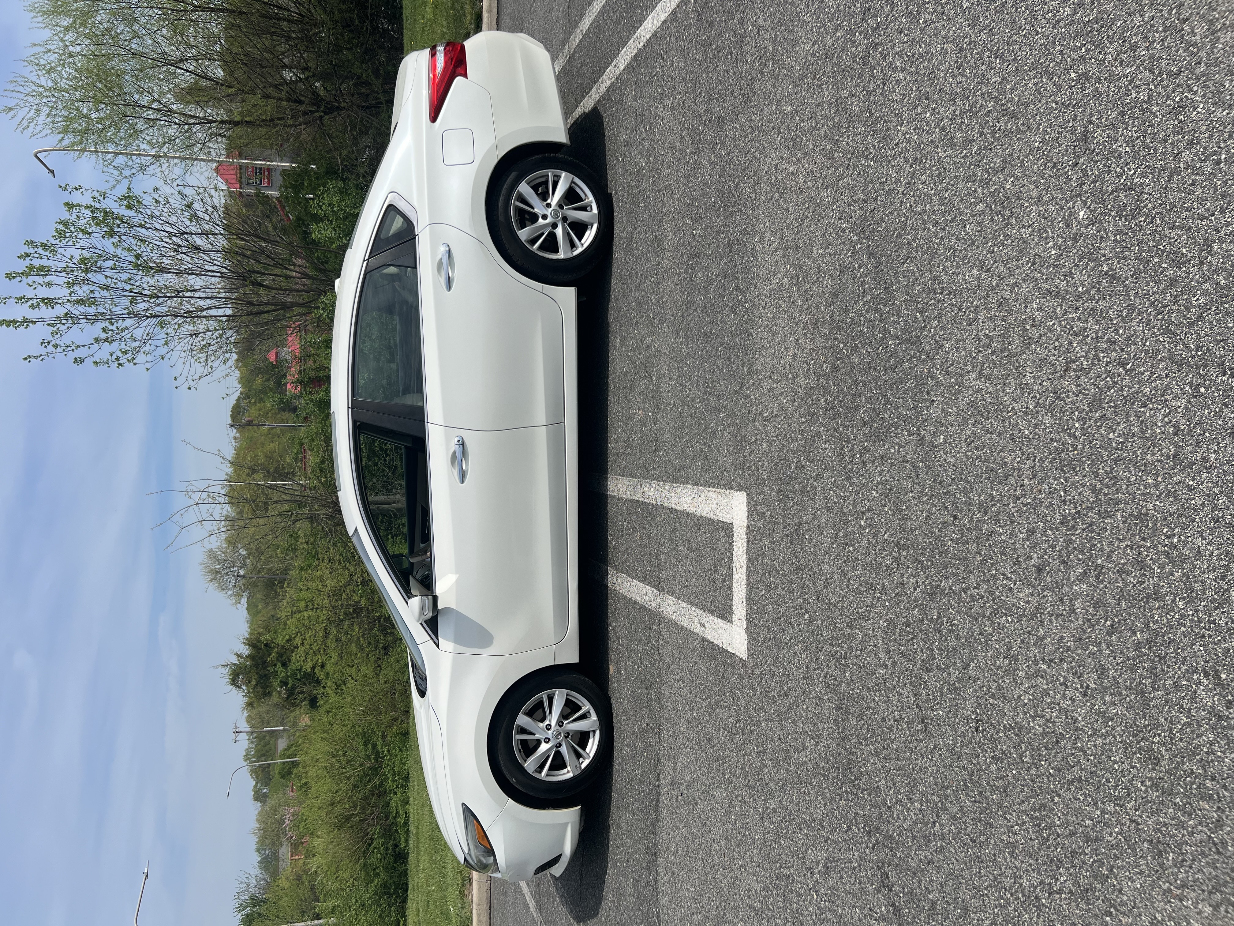Used 2017 Nissan Altima 3.5 SL FWD image 2