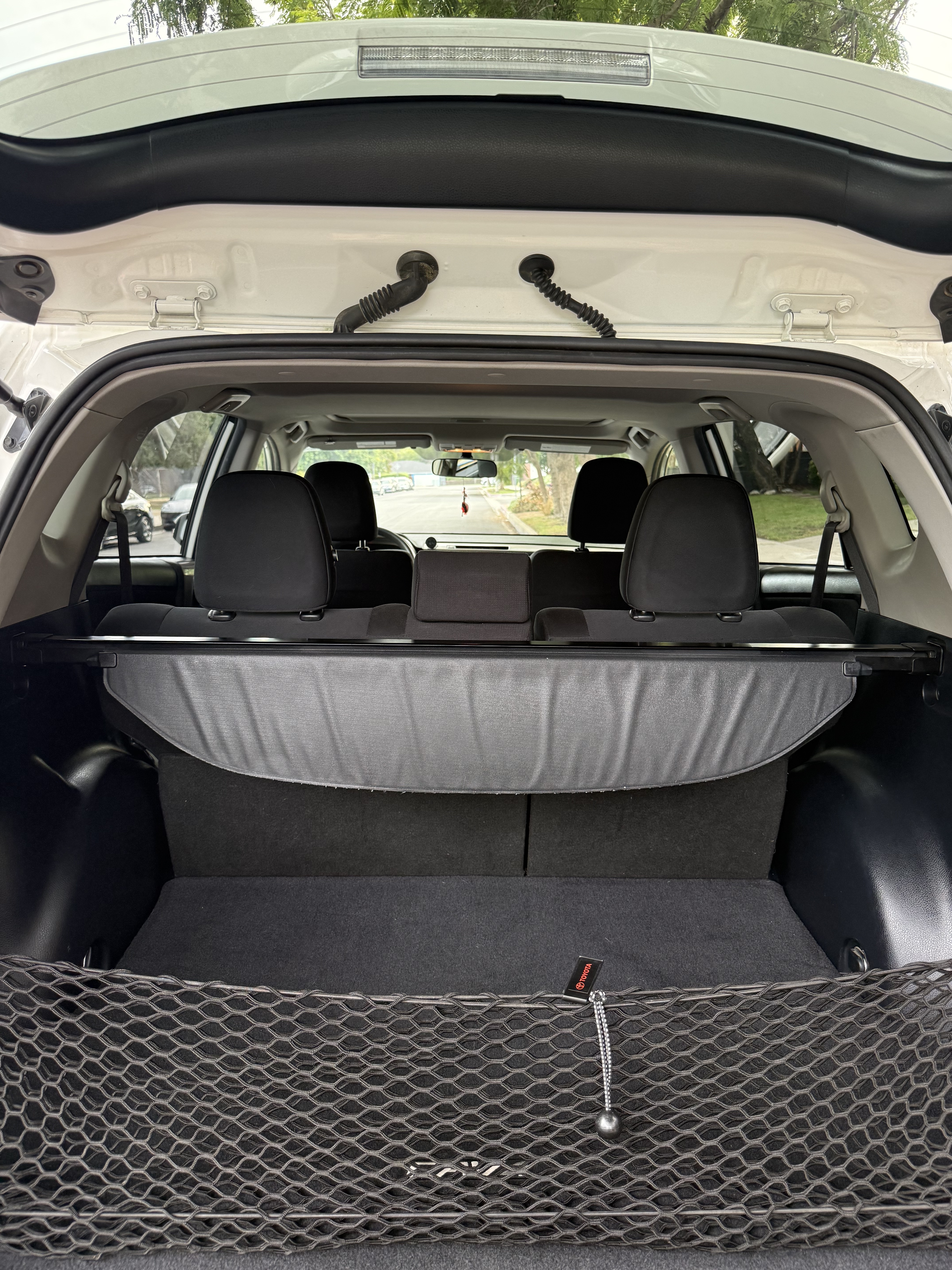 Used 2013 Toyota RAV4 XLE FWD image 19