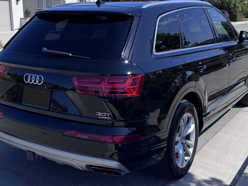 Used 2017 Audi Q7 3.0T Premium AWD/4WD image 5