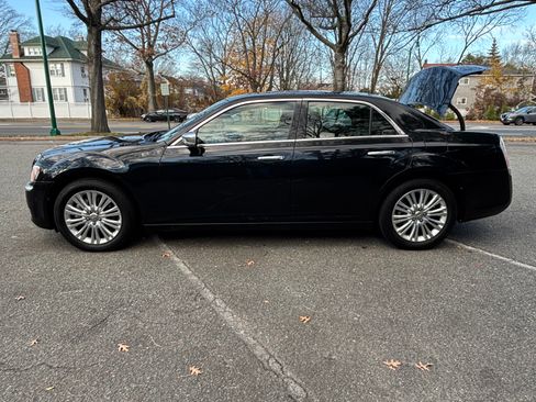 Used 2013 Chrysler 300 C w/ Beats Audio Group image 4