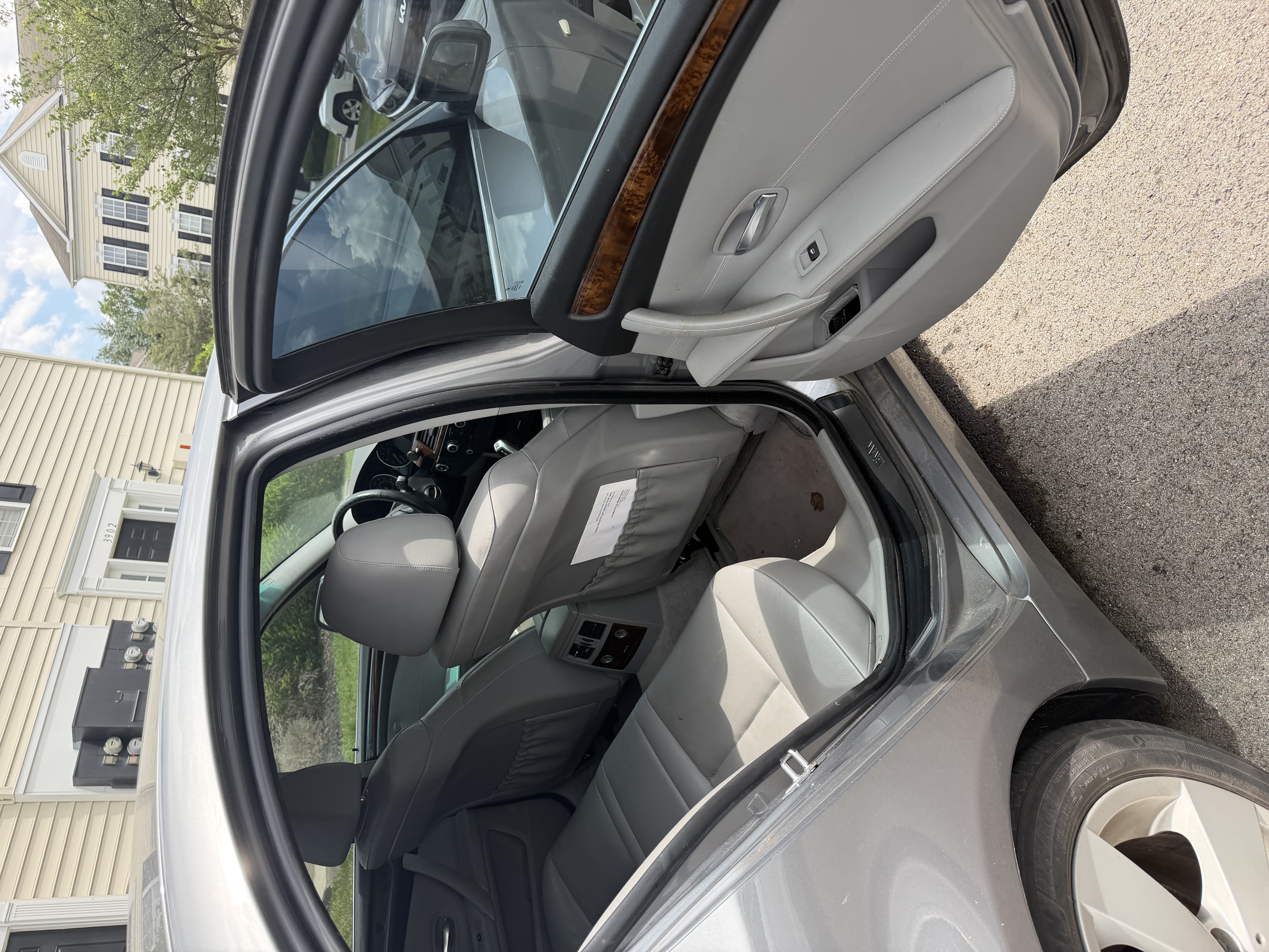 Used 2008 BMW 528xi Sedan AWD/4WD image 1