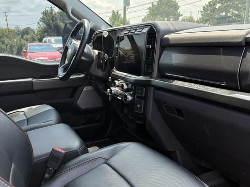 Used 2023 Ford F350 Lariat w/ Chrome Package AWD/4WD image 9