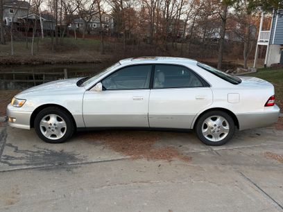 Used 2000 Lexus ES 330 300 Sedan 4D