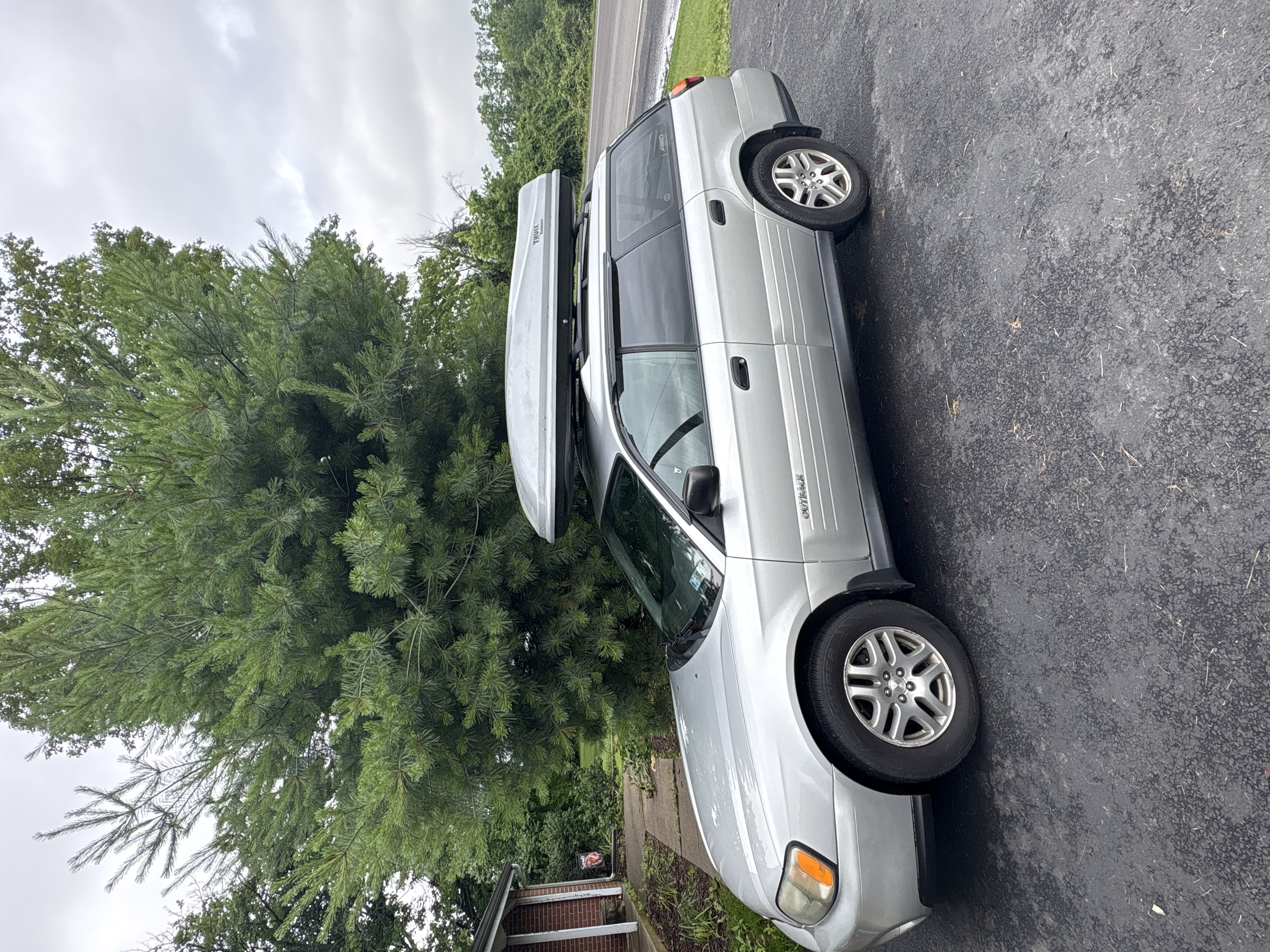 Used 2004 Subaru Outback Wagon AWD/4WD image 1
