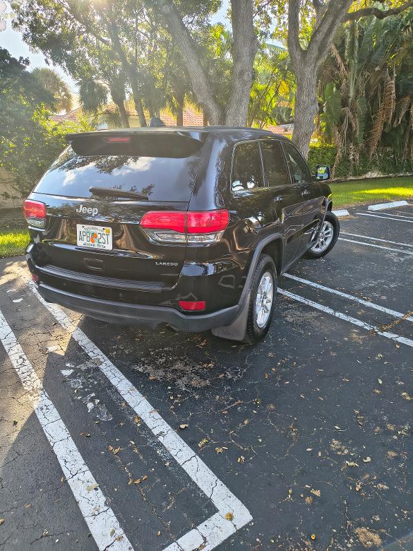 Used 2018 Jeep Grand Cherokee Laredo RWD image 21