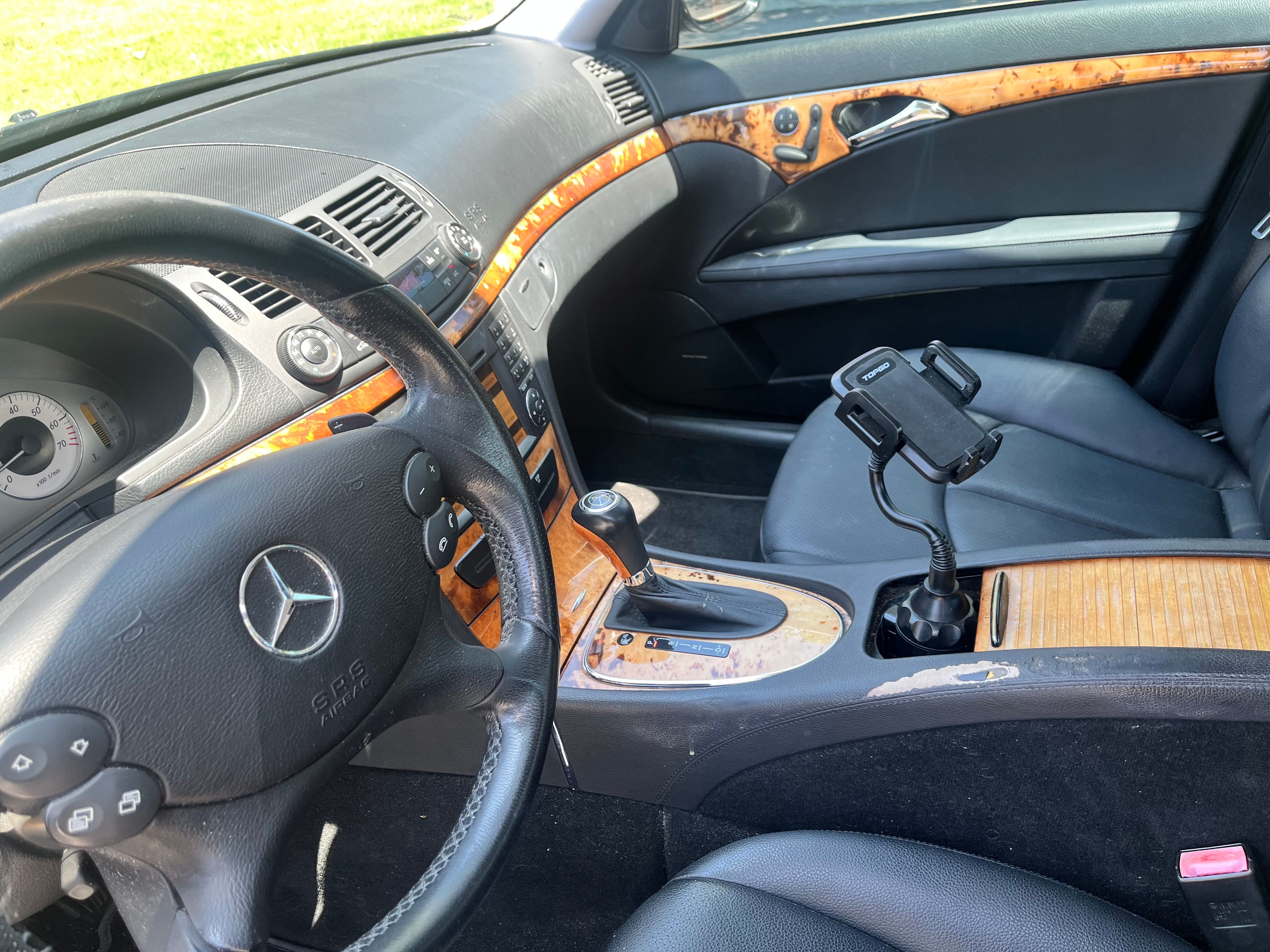 Used 2009 Mercedes-Benz E 350 Sedan image 15