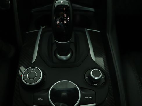 Used 2018 Alfa Romeo Giulia Quadrifoglio w/ Driver Assist Dynamic Package image 12