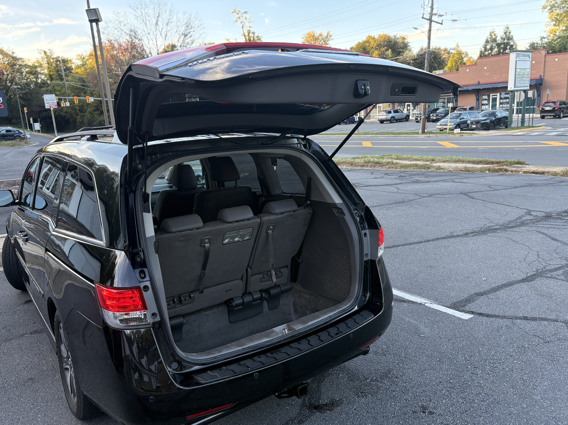 Used 2016 Honda Odyssey Touring image 9
