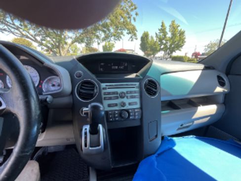 Used 2011 Honda Pilot LX image 8
