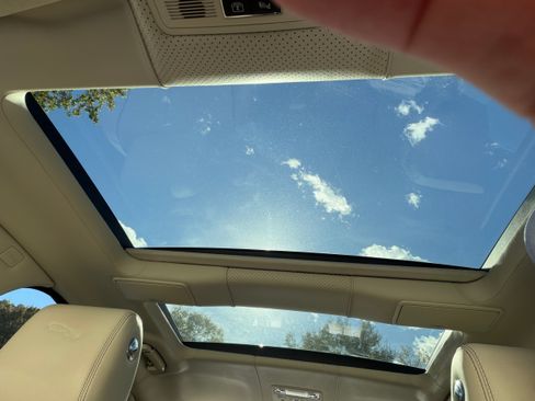 Used 2015 Jaguar XJ L Portfolio image 13