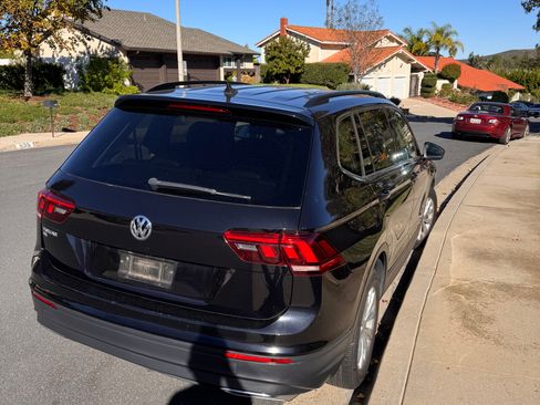 Used 2019 Volkswagen Tiguan SE image 5