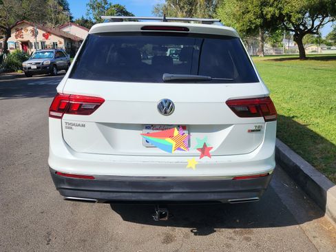 Used 2018 Volkswagen Tiguan SEL image 8