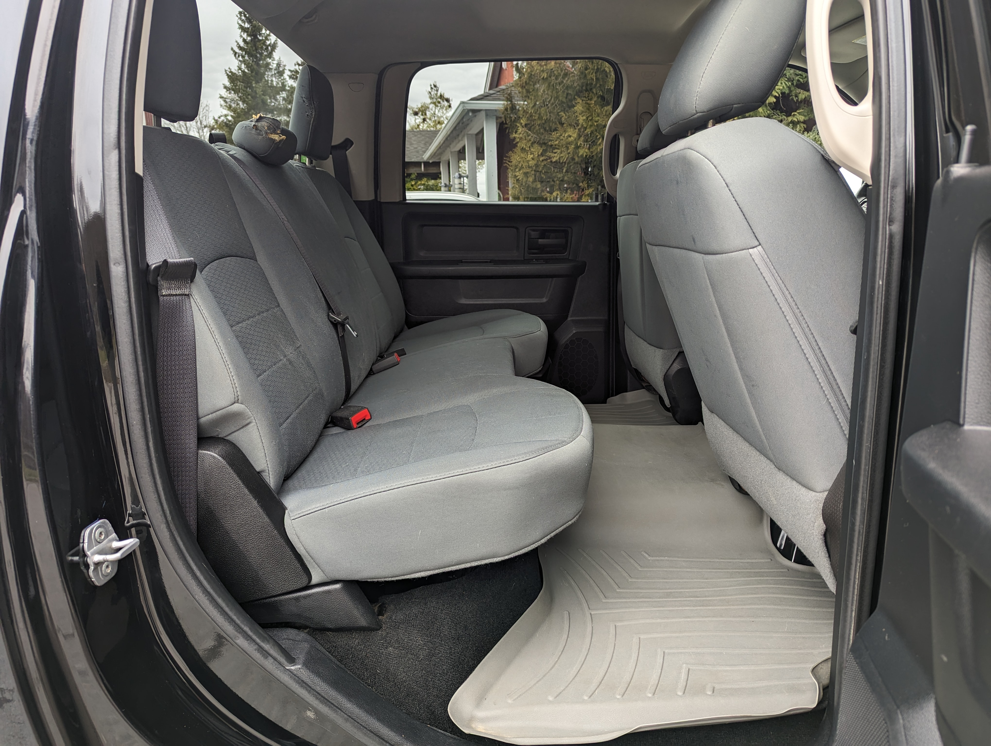 Used 2014 RAM 2500 Tradesman w/ Chrome Appearance Group AWD/4WD image 12