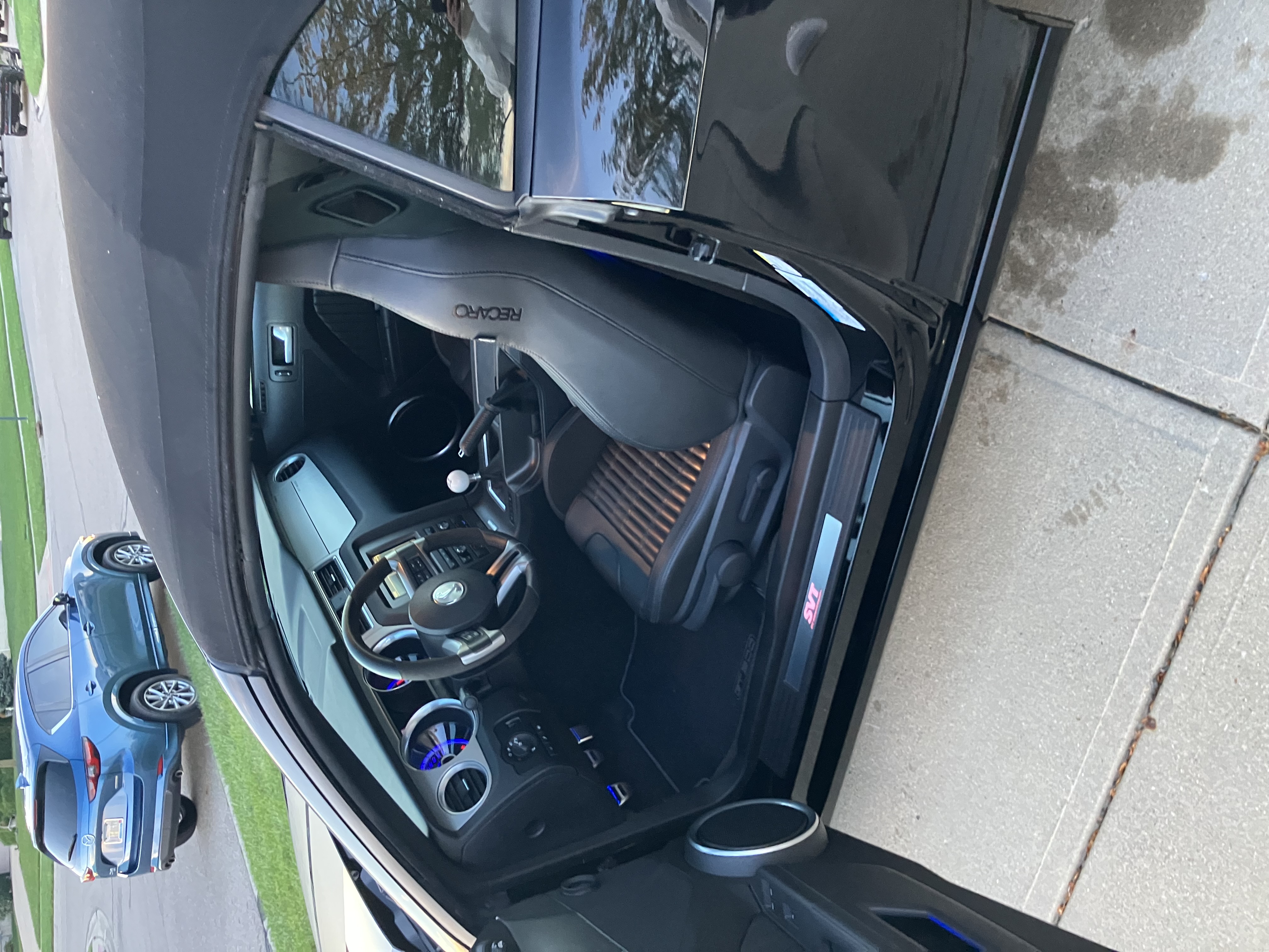 Used 2013 Ford Mustang Shelby GT500 RWD image 16