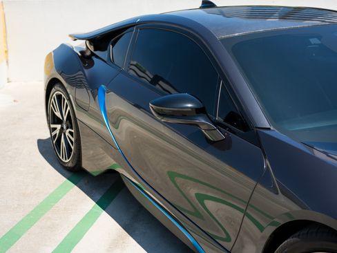 Used 2016 BMW i8 AWD/4WD image 4