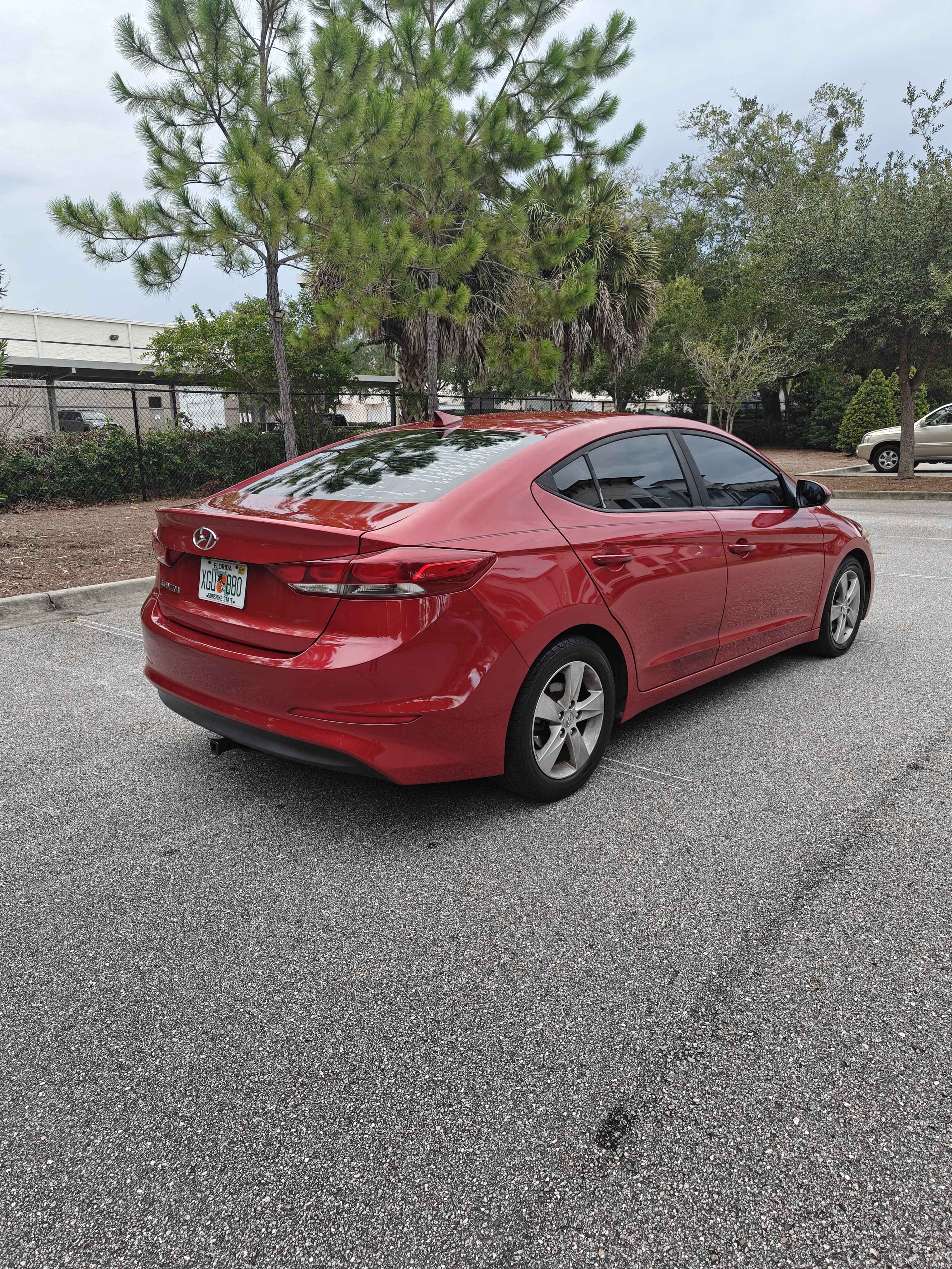 Used 2018 Hyundai Elantra SEL FWD image 2