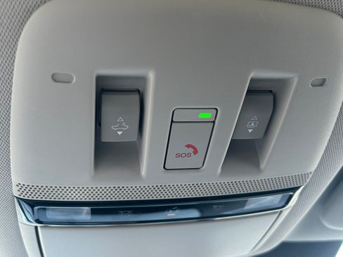 Used 2025 Nissan Murano SL image 16