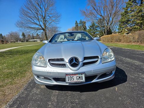 Used 2005 Mercedes-Benz SLK 350 image 2