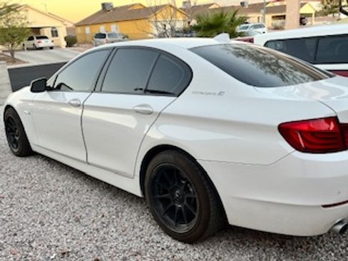 Used 2013 BMW ActiveHybrid 5 image 4