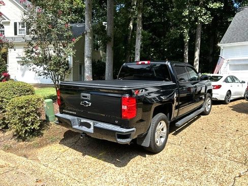 Used 2018 Chevrolet Silverado 1500 LT w/ All Star Edition AWD/4WD image 4