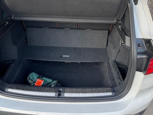 Used 2018 BMW X1 sDrive28i image 12