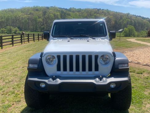 Used 2020 Jeep Wrangler Unlimited Sport S AWD/4WD image 2