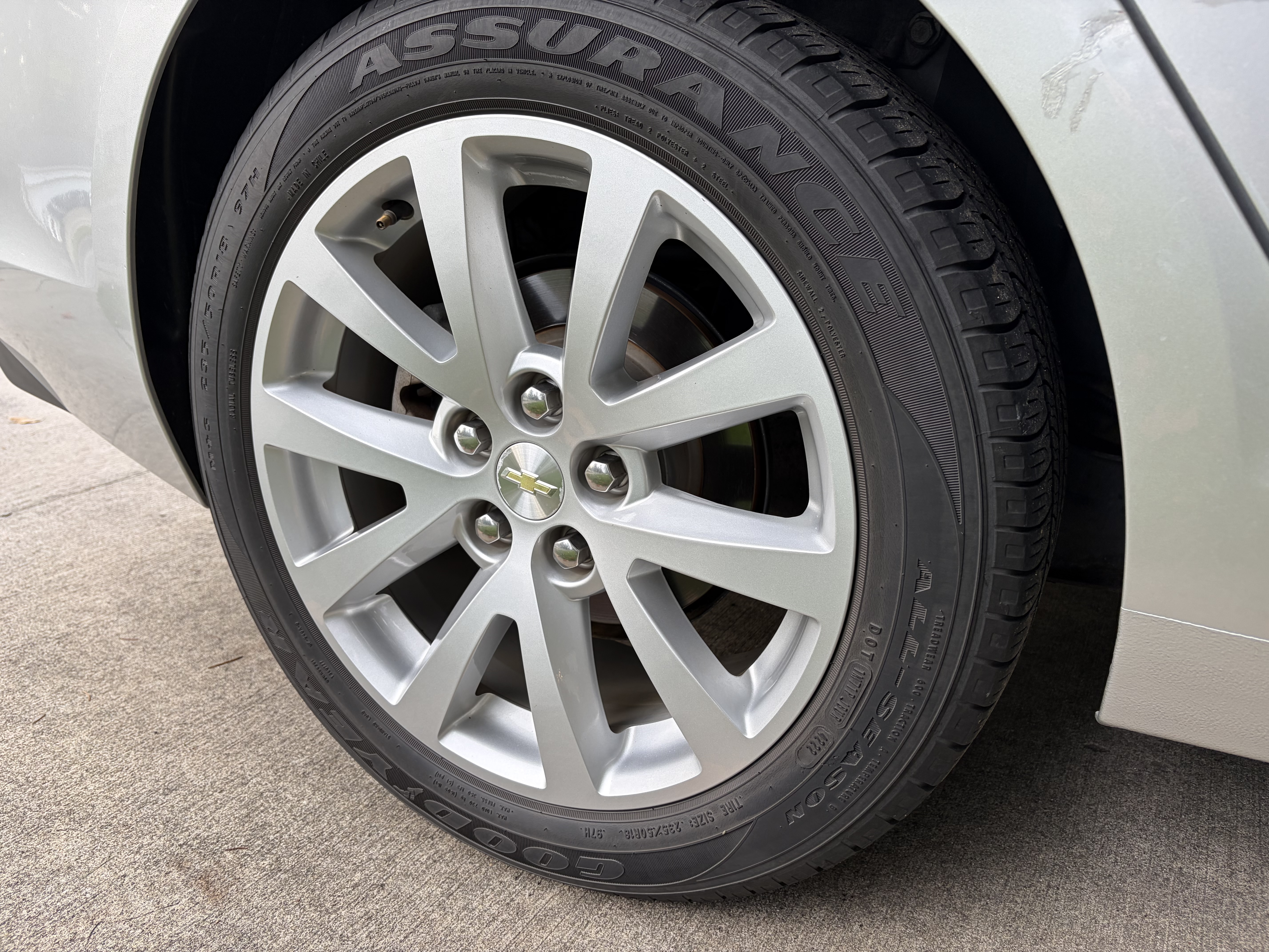 Used 2015 Chevrolet Malibu LT w/ Leather Package FWD image 17