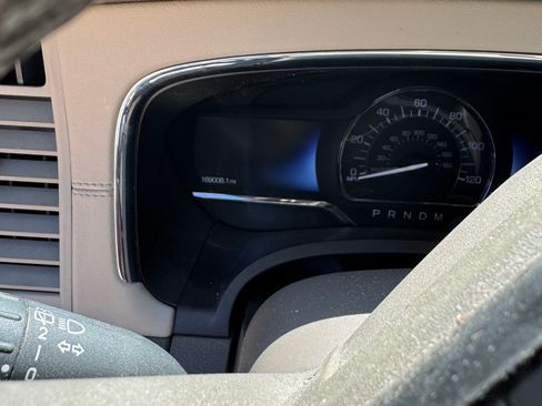 Used 2016 Lincoln Navigator L Select AWD/4WD image 24