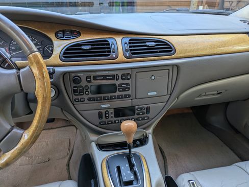 Used 2000 Jaguar S-TYPE 4.0 image 13