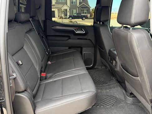 Used 2023 Chevrolet Silverado 1500 LT Trail Boss w/ LT Trail Boss Premium Package image 18