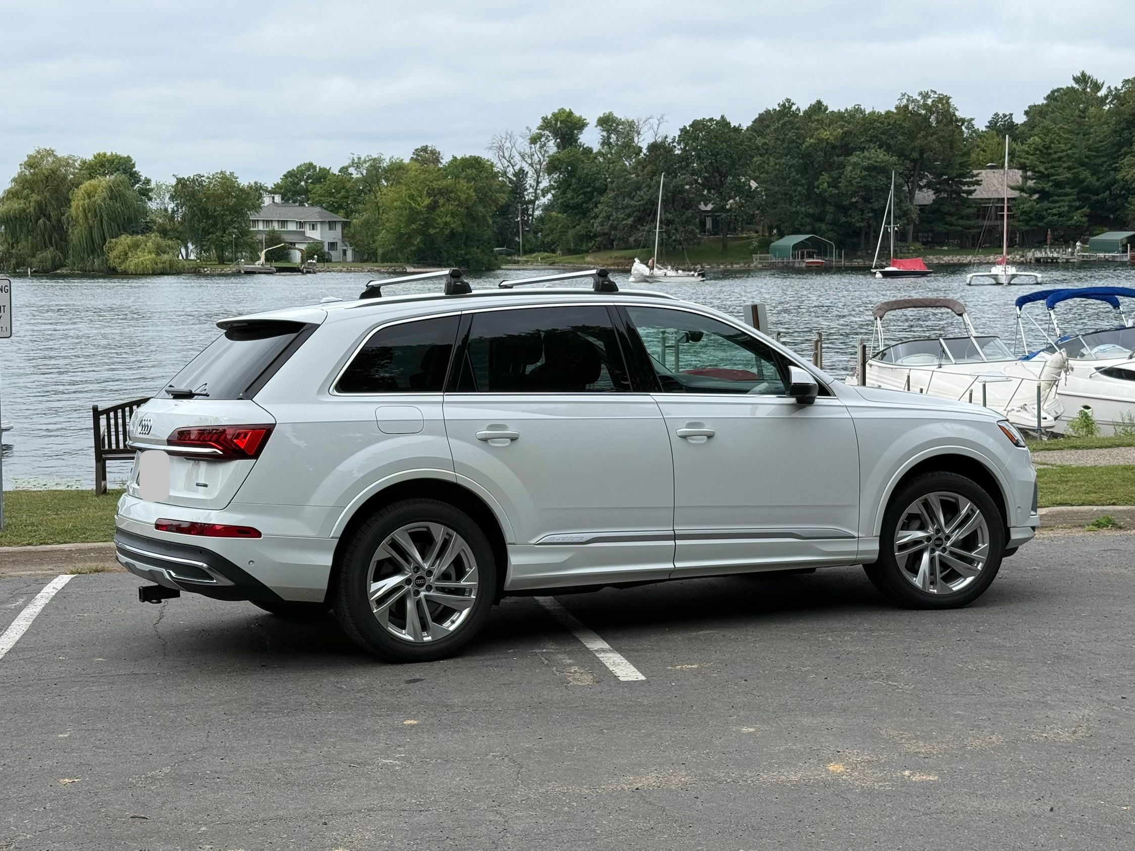 Used 2022 Audi Q7 3.0T Premium Plus w/ Premium Plus Package AWD/4WD image 2
