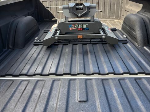Used 2006 GMC Sierra 2500 W/T w/ Skid Plate Package image 14
