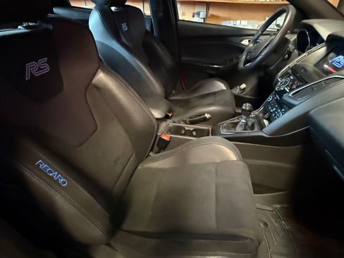 Used 2018 Ford Focus RS image 4