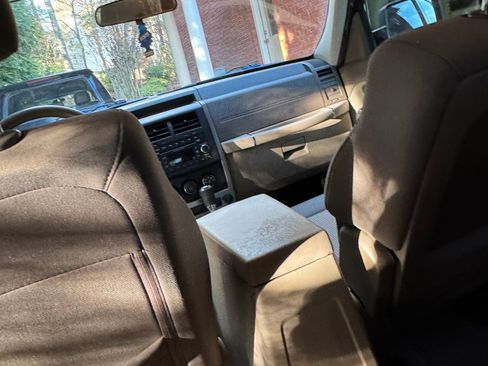 Used 2012 Jeep Liberty Sport w/ Popular Equipment Group image 22