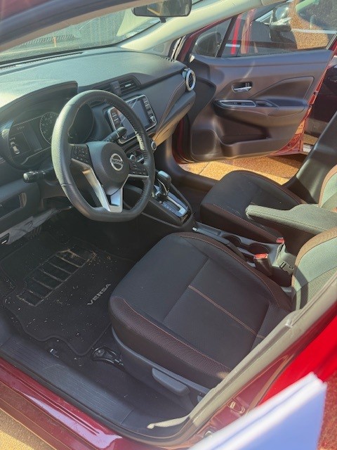 Used 2020 Nissan Versa SR FWD image 6
