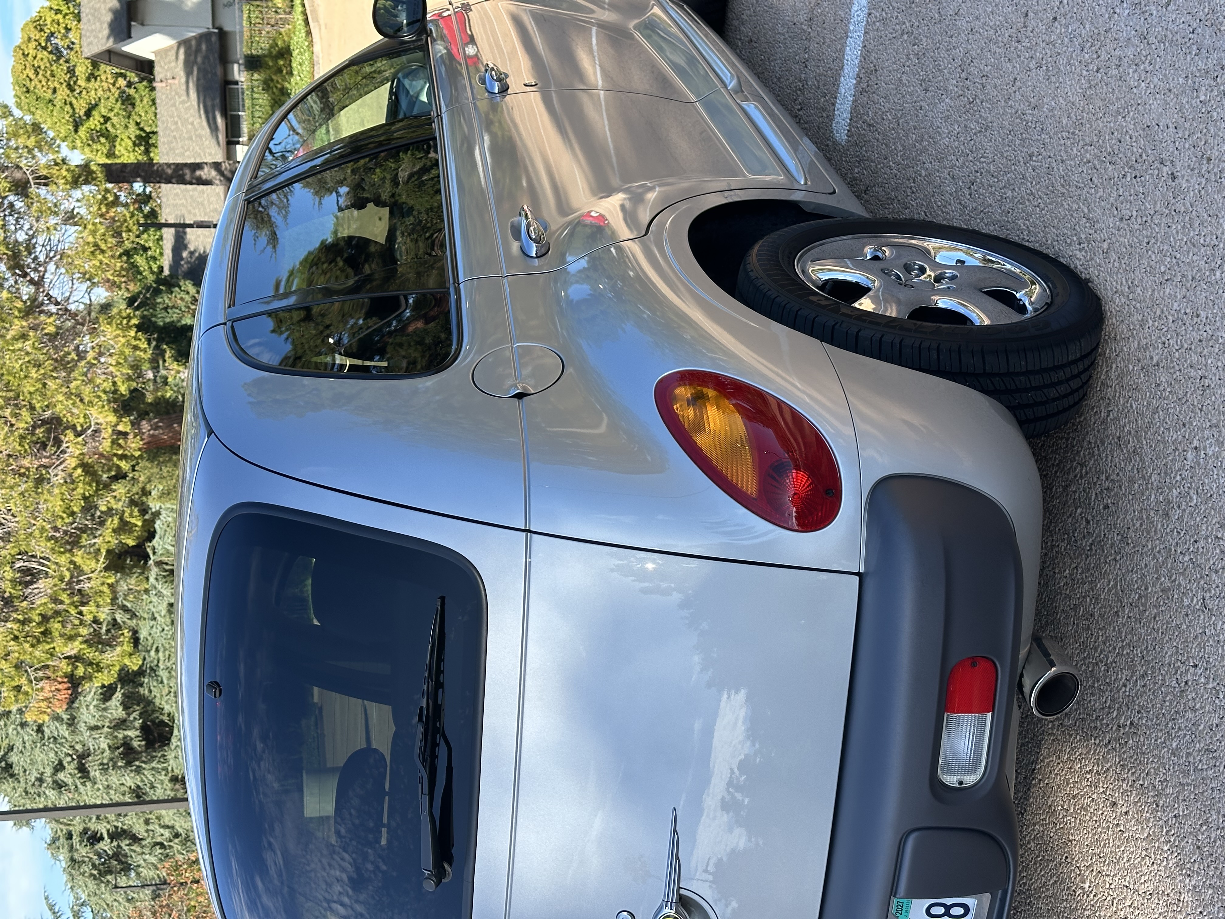 Used 2002 Chrysler PT Cruiser Limited FWD image 5