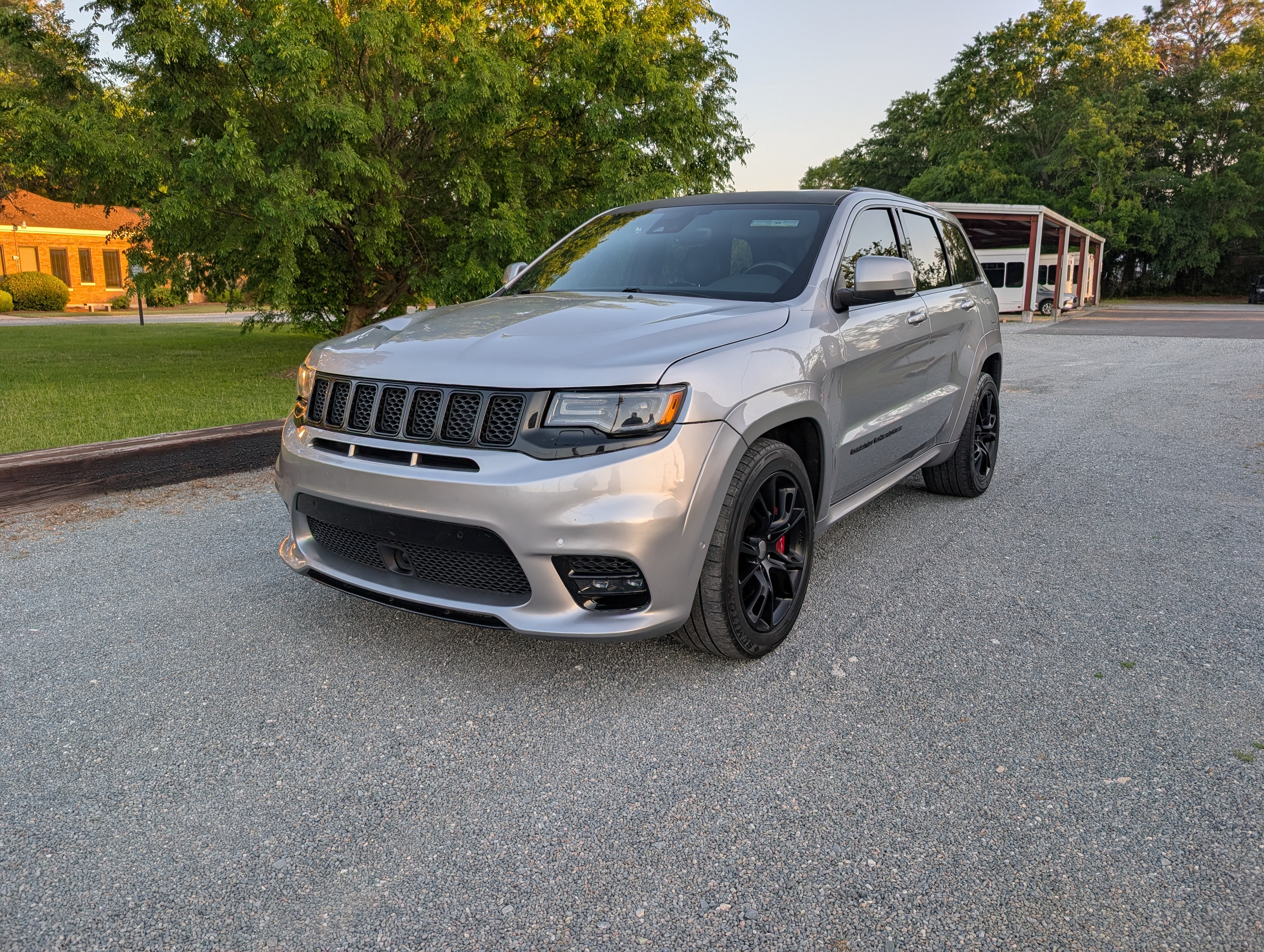 Used 2018 Jeep Grand Cherokee SRT AWD/4WD image 1