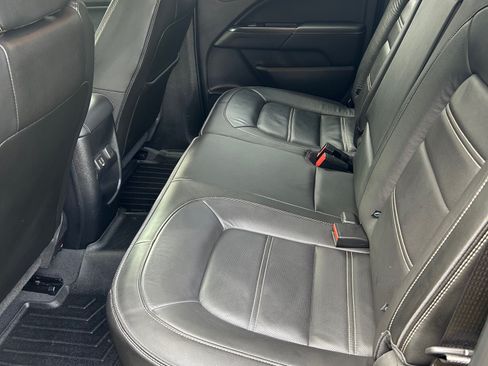 Used 2019 GMC Canyon Denali image 7