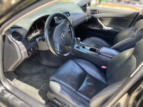 Used 2010 Lexus IS 250 RWD image 10