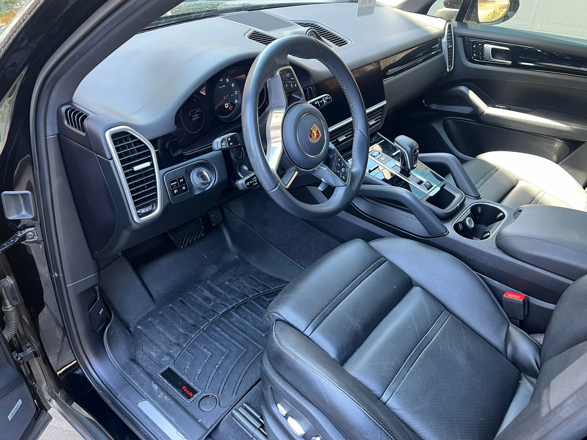 Used 2021 Porsche Cayenne AWD/4WD image 8