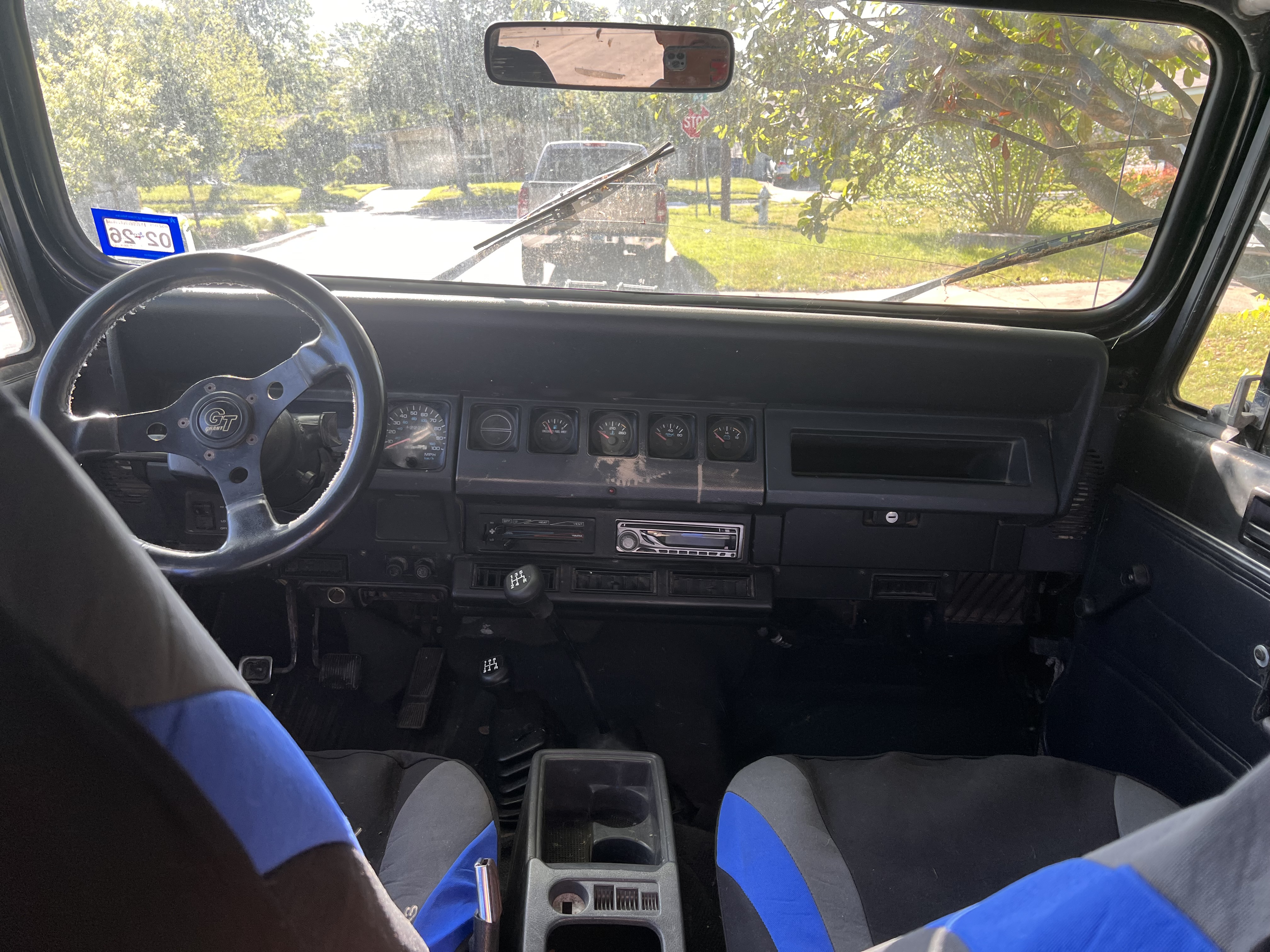 Used 1993 Jeep Wrangler 4WD image 9