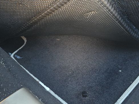 Used 2018 Jaguar XJ L Supercharged image 12