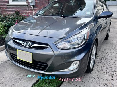 Used 2012 Hyundai Accent SE