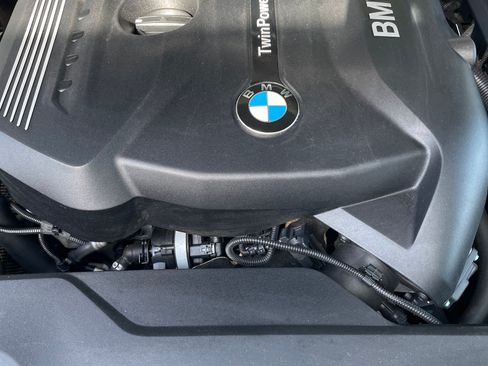 Used 2018 BMW 330i Sedan w/ Shadow Sport Edition image 6