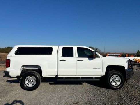 Used 2018 Chevrolet Silverado 2500 W/T w/ WT Fleet Convenience Package image 4
