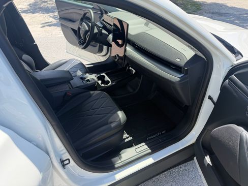 Used 2021 Ford Mustang Mach-E California Route 1 image 18